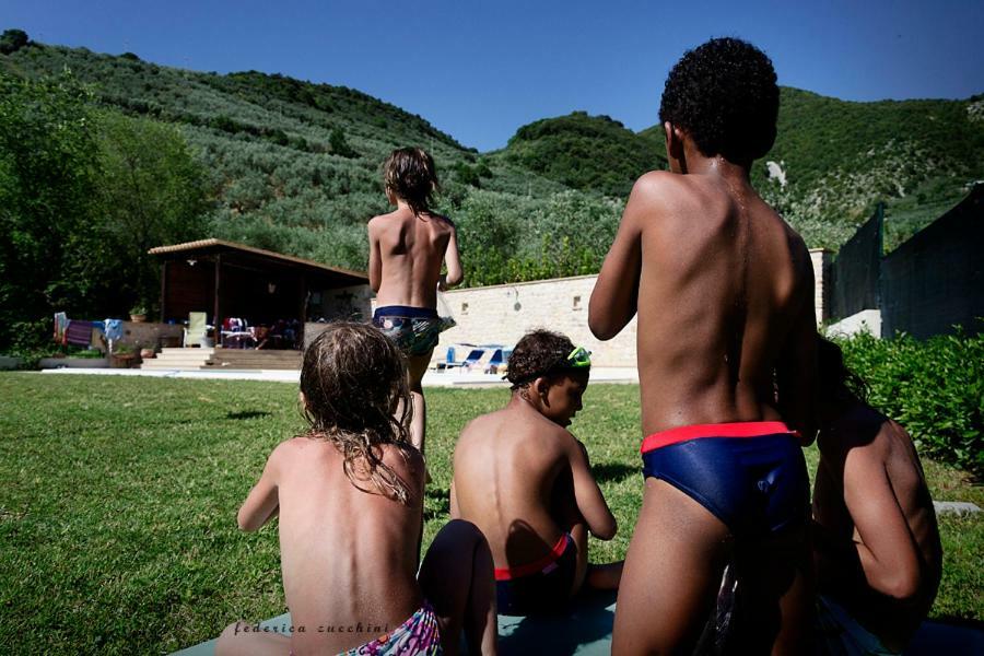Agriturismo Monte Cologna Foligno Esterno foto